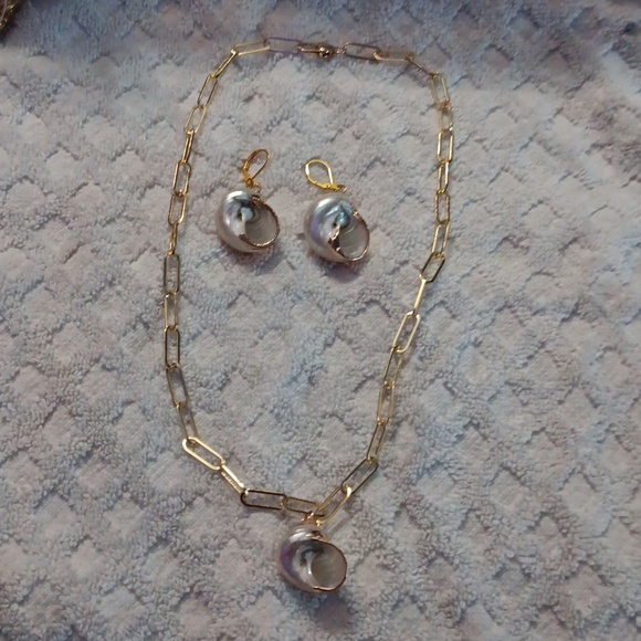 Gold Plated Shells Set - Picture 4 of 4